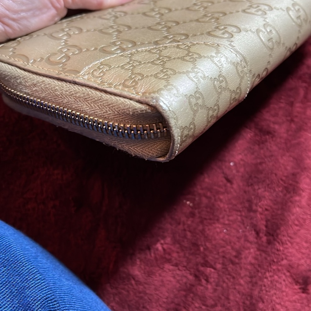 Gucci  Guccissima Zip Wallet - EUC - Picture 11 of 14